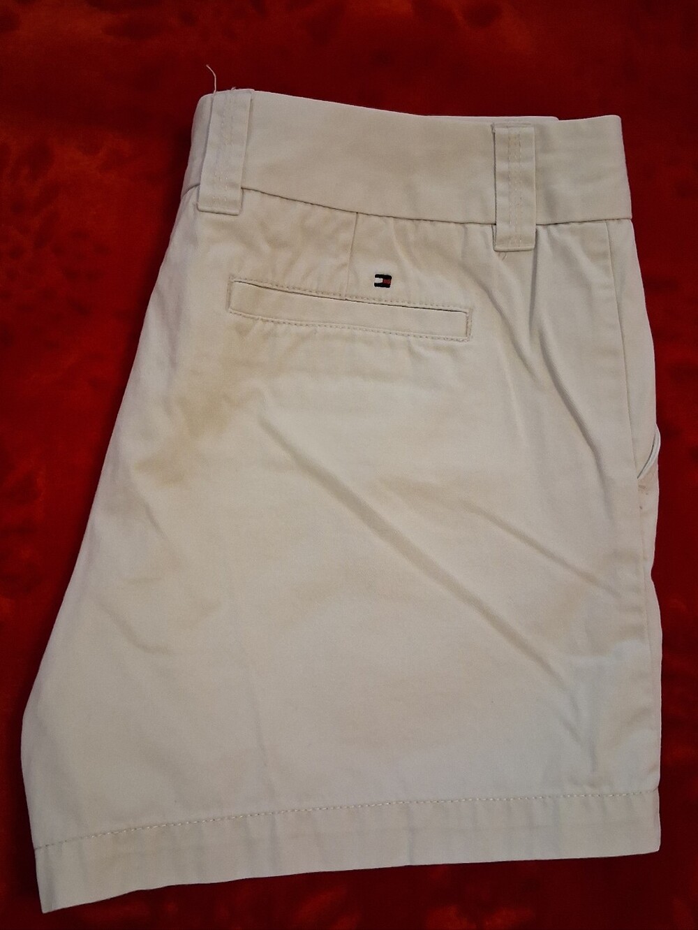 Tommy Hilfiger Women’s Cream Chino Shorts